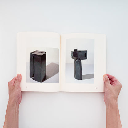 Zbyněk Sekal、Kunsthalle Krems刊行の展覧会図録、ズビニェク・セカルの彫刻とオブジェ作品を収録した洋書