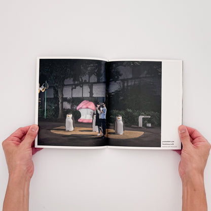 SAKAGUCHI Tomoyuki / 坂口トモユキ『POKESTOP PORTRAIT』Pokémon GOのトレーナーと馴染みのポケストップを撮影し、位置情報ゲームと都市風景の関係を記録した限定50部の写真冊子。
