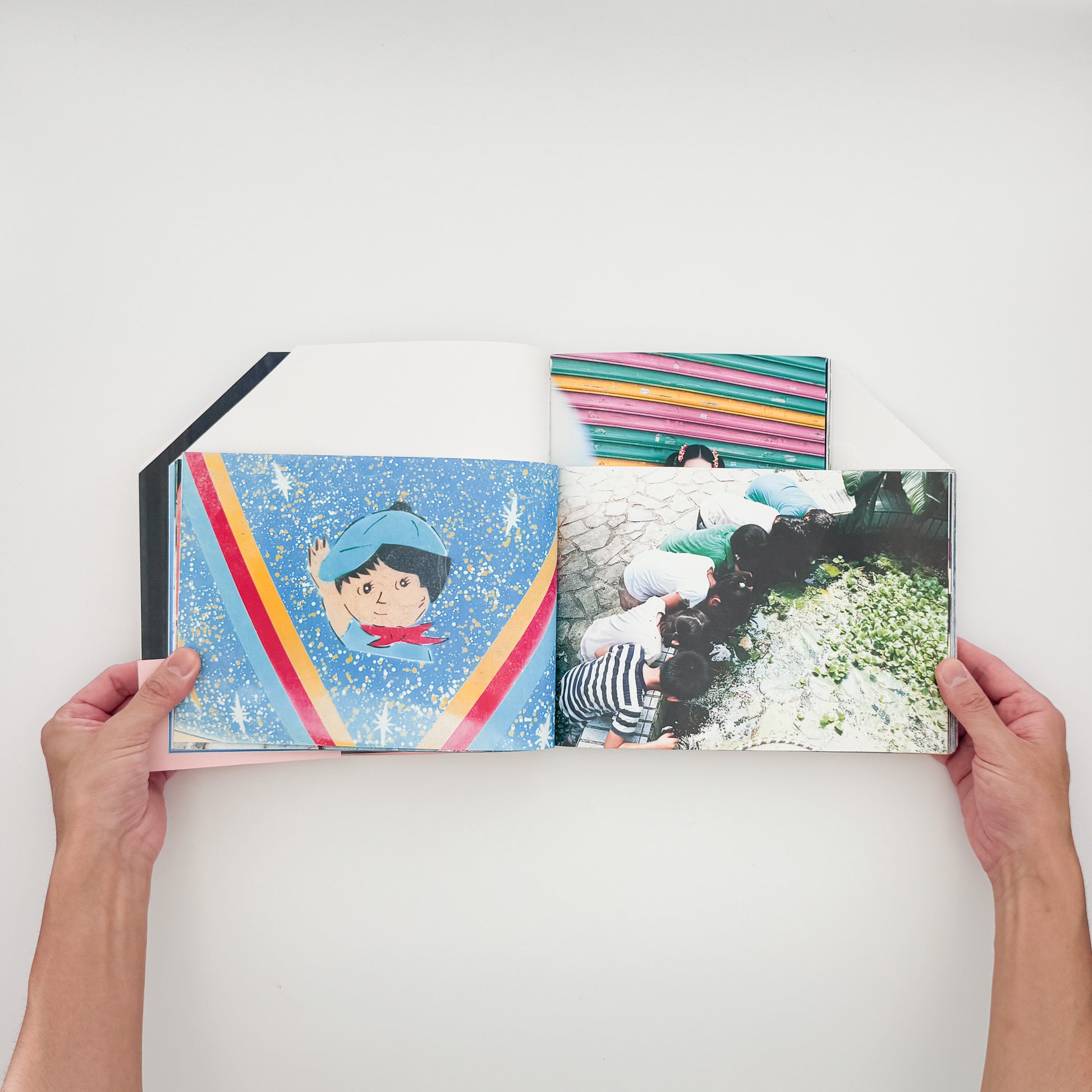 川島小鳥『明星』。2011年から3年間、30回以上台湾を訪れて撮影した写真を収録し、第40回木村伊兵衛写真賞を受賞した2014年ナナロク社刊の写真集。
