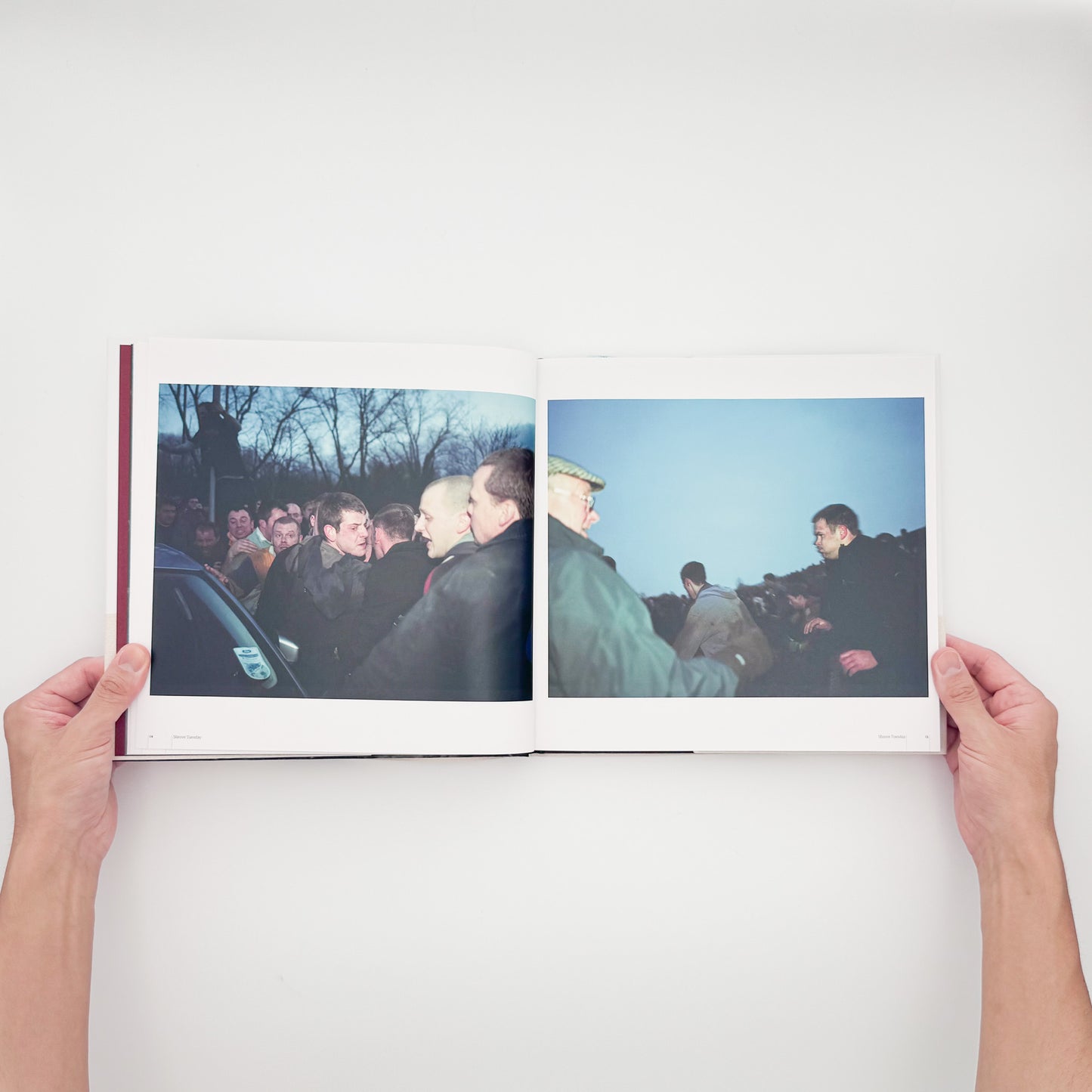 KAI Keijiro / 甲斐啓二郎『骨の髄 / Down to the Bone』世界各地の格闘的な祭事を撮影した2020年新宿書房刊、第20回さがみはら写真賞受賞作。著者