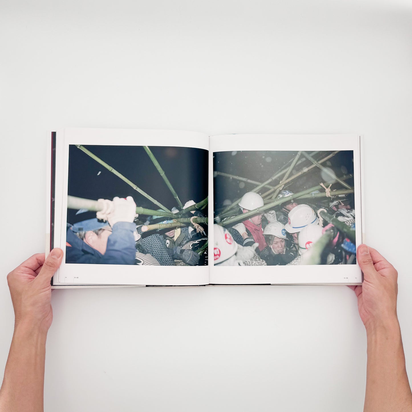 KAI Keijiro / 甲斐啓二郎『骨の髄 / Down to the Bone』世界各地の格闘的な祭事を撮影した2020年新宿書房刊、第20回さがみはら写真賞受賞作。著者