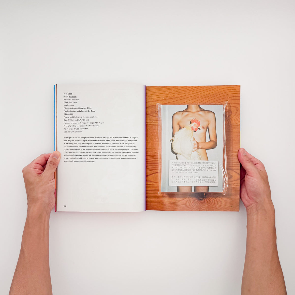 Bruno Ceschel（ブルーノ・ケシェル）『Self Publish, Be Happy: A DIY Photobook Manual and Manifesto』。自主出版写真集の実例と制作方法を収録した2015年刊の書籍。