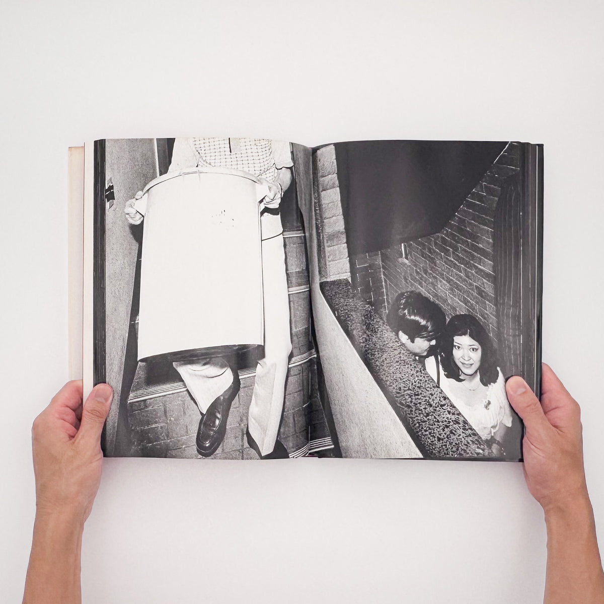 内藤正敏『東京―都市の闇を幻視する― TOKYO 1970–1985』。1970年から1985年の東京を撮影し、都市の闇と江戸の記憶を探った1985年刊の写真集。