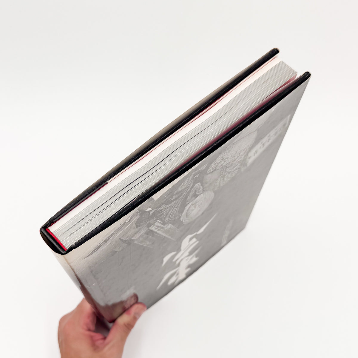 内藤正敏『東京―都市の闇を幻視する― TOKYO 1970–1985』。1970年から1985年の東京を撮影し、都市の闇と江戸の記憶を探った1985年刊の写真集。