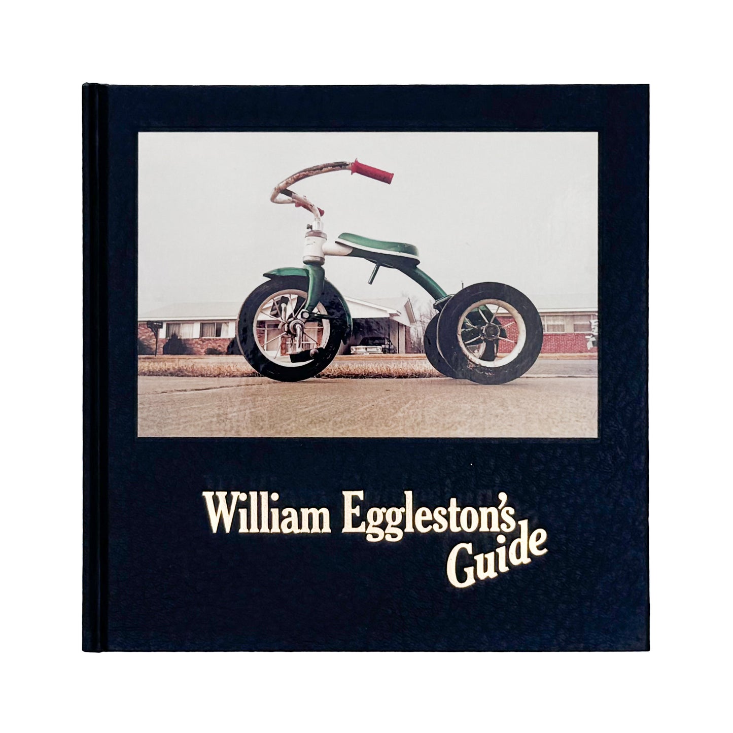 William Eggleston『William Eggleston's Guide』。1969年から1971年にメンフィス周辺で撮影したカラー写真48点を収録した、MoMA刊1976年版の2002年復刻版。